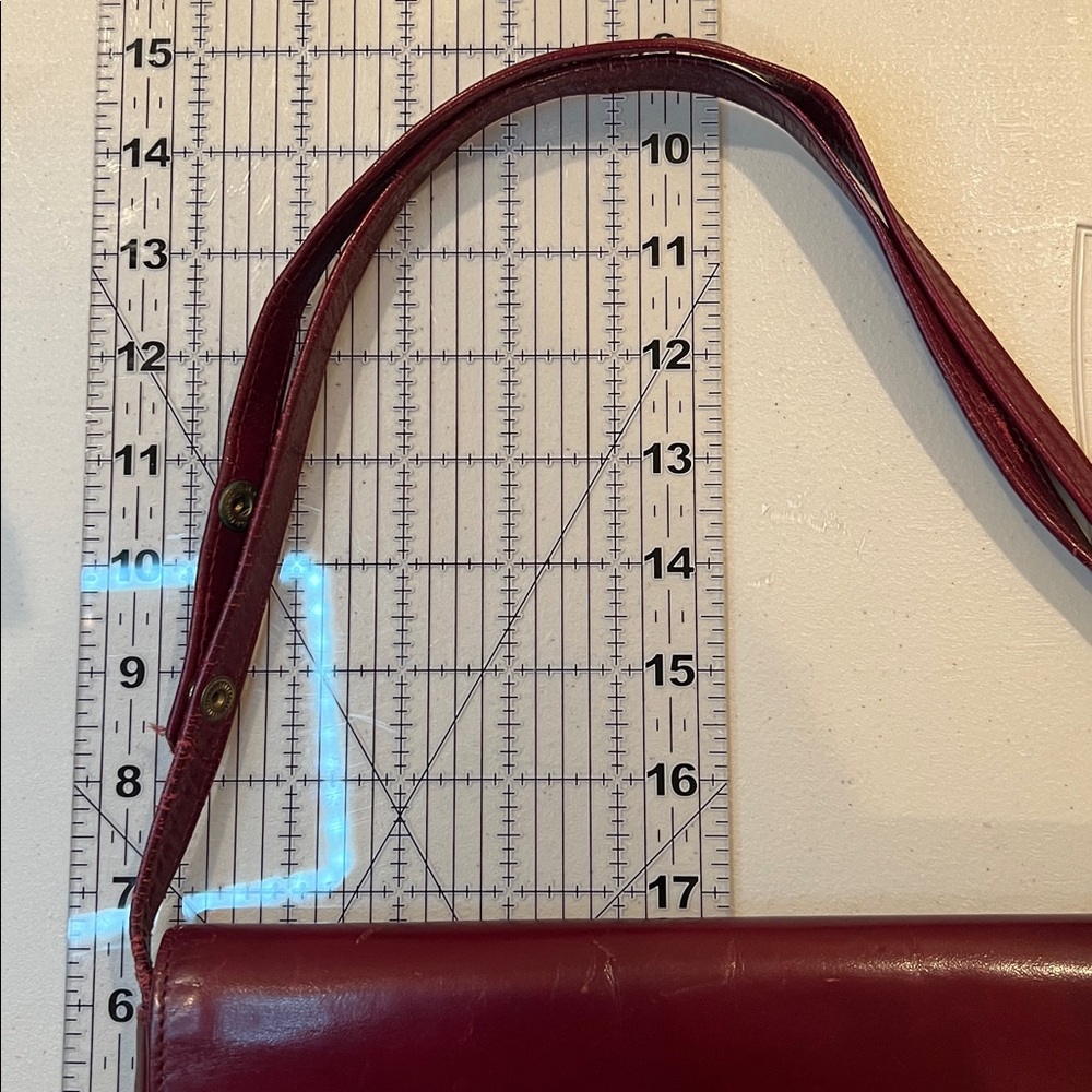 Vintage Elegant Dark RedWine/Burgandy Leather Handbag - Picture 12 of 12